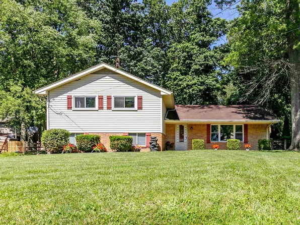 7559 Apache Trl, Temperance, MI 48182