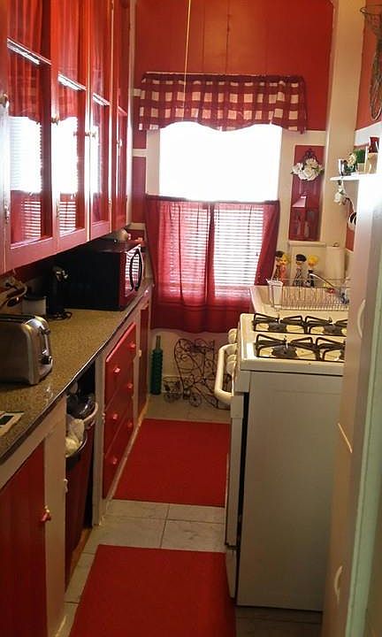 2nd image of 56 Hamlet St