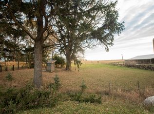 7029 W Penn Corner Rd, Polo, IL 61064