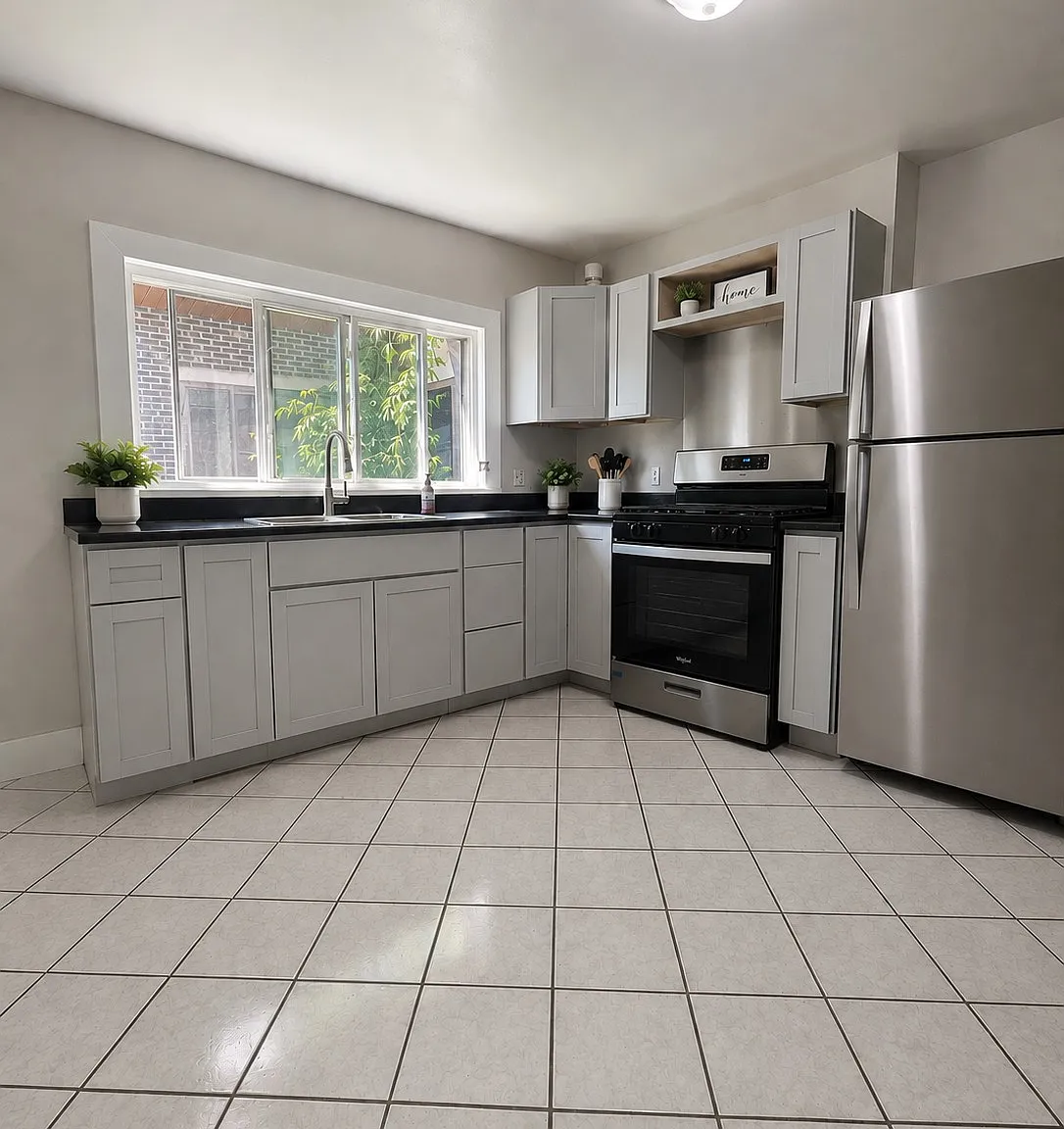 5 bed, 1.0 bath, $3,400 — Photo 1