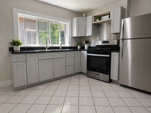 3 Lawrence Pl, Brighton, MA 02135