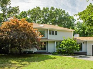 210 Elizabeth Ridge Rd, Carlisle, MA 01741