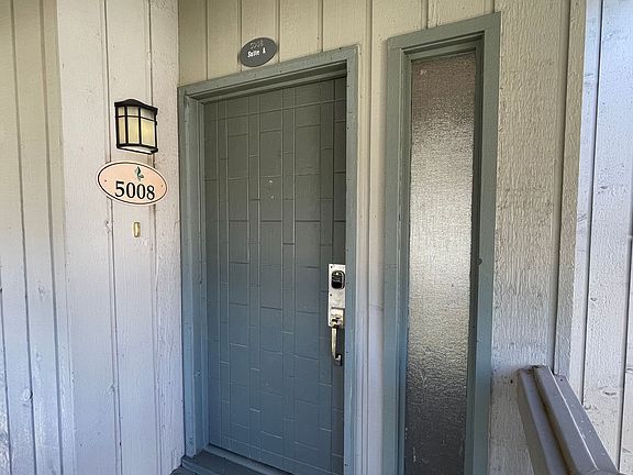 2nd image of 5008 Sherwood Ln