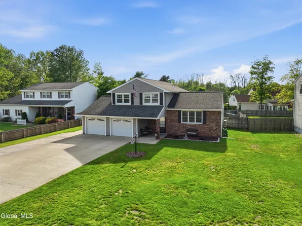 32 Willoughby Drive, Albany, NY 12205