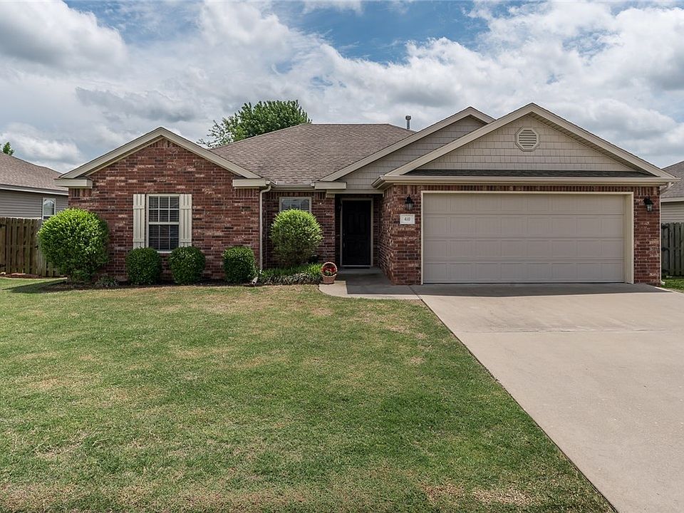 1st image of 410 Meadow Wood Ln