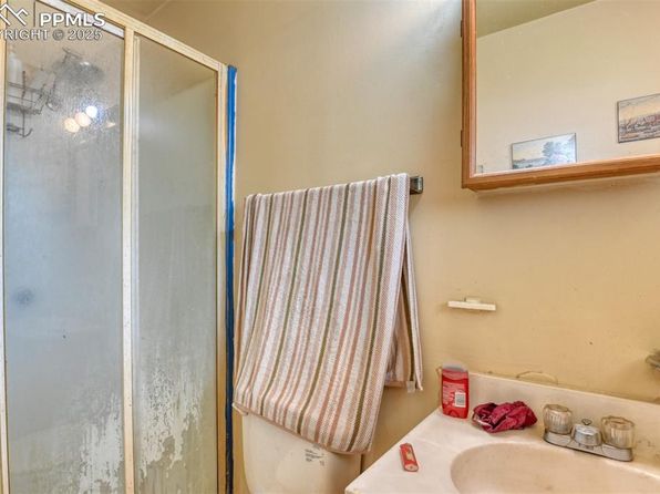 colorado-springs-colorado-13666419 picture