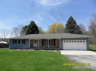 9008 Folkert Rd, Algonac, MI 48001