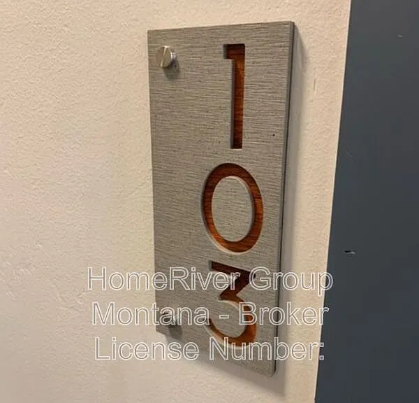 320 Clay St #103 — Photo 13