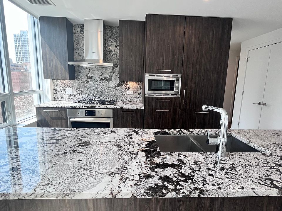 1st image of 600 N Hudson Ave #2