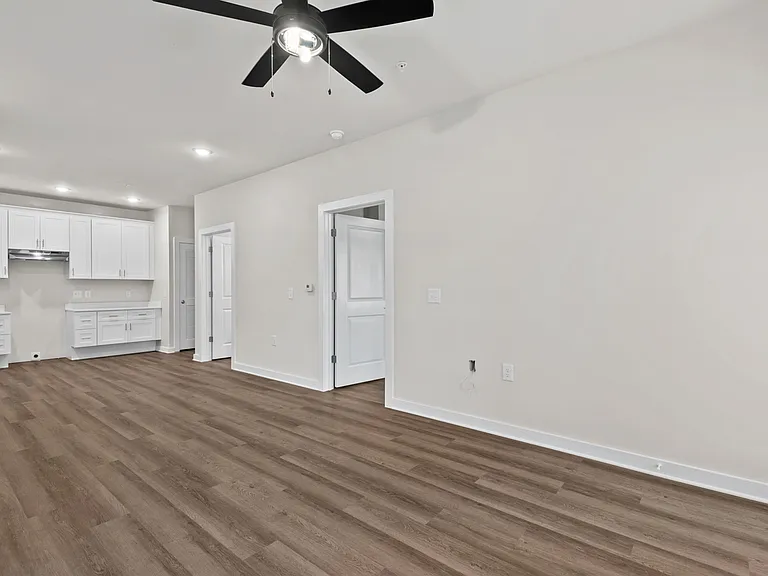 223 S 11th St #106 — Photo 10