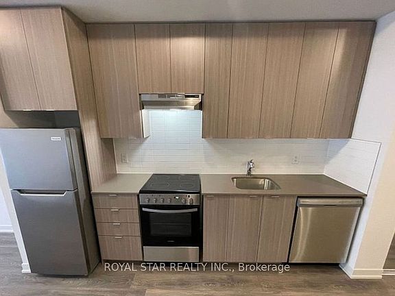 3rd image of 58 Sky Harbour Dr #116
