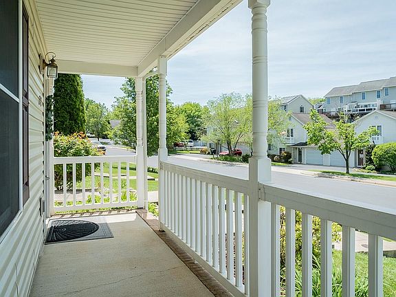 4th image of 1242 Old Windmill Cir