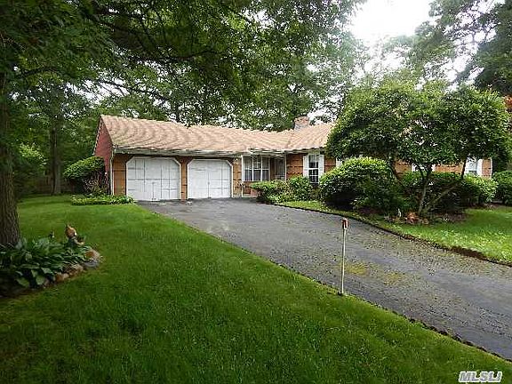 3rd image of 10 Franklin Ave