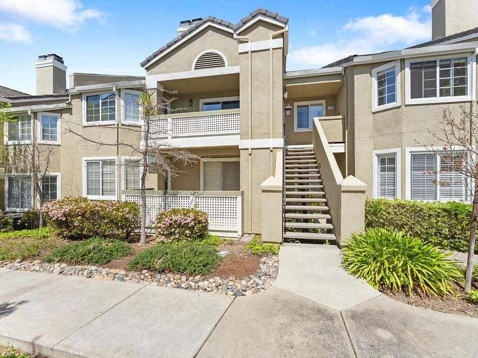 1st image of 5987 Lake Hennessy Ct