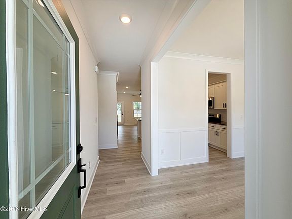 5th image of 479 Timbercrest Circle SE
