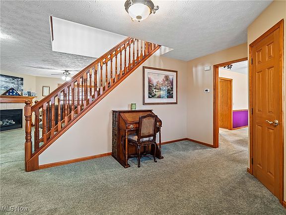 5th image of 40099 Hope Ct