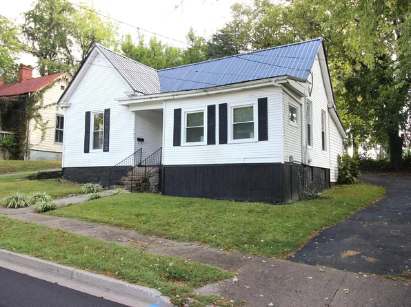 123 N Sycamore St, Mt Sterling, KY 40353