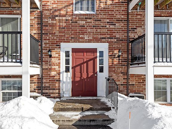 2nd image of 2 Walker Rd APT 4