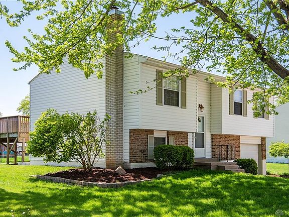 3rd image of 113 Wickham Farm Dr