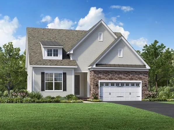 32 Barnes Blvd #27, Hudson, MA 01749