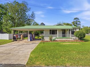 143 Washington St SW, Warwick, GA 31796