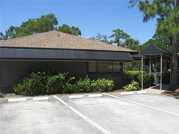 3rd image of 986 Sunridge Dr