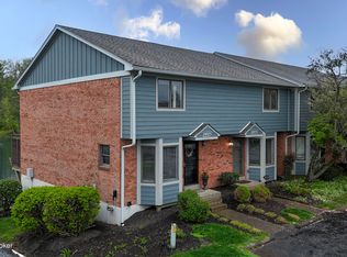 6410 Marina Dr, Prospect, KY 40059