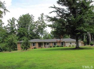 822 Knollwood Falls Rd, Mebane, NC 27302