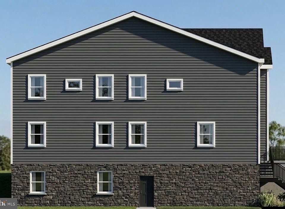 2nd image of 4614 Millett St