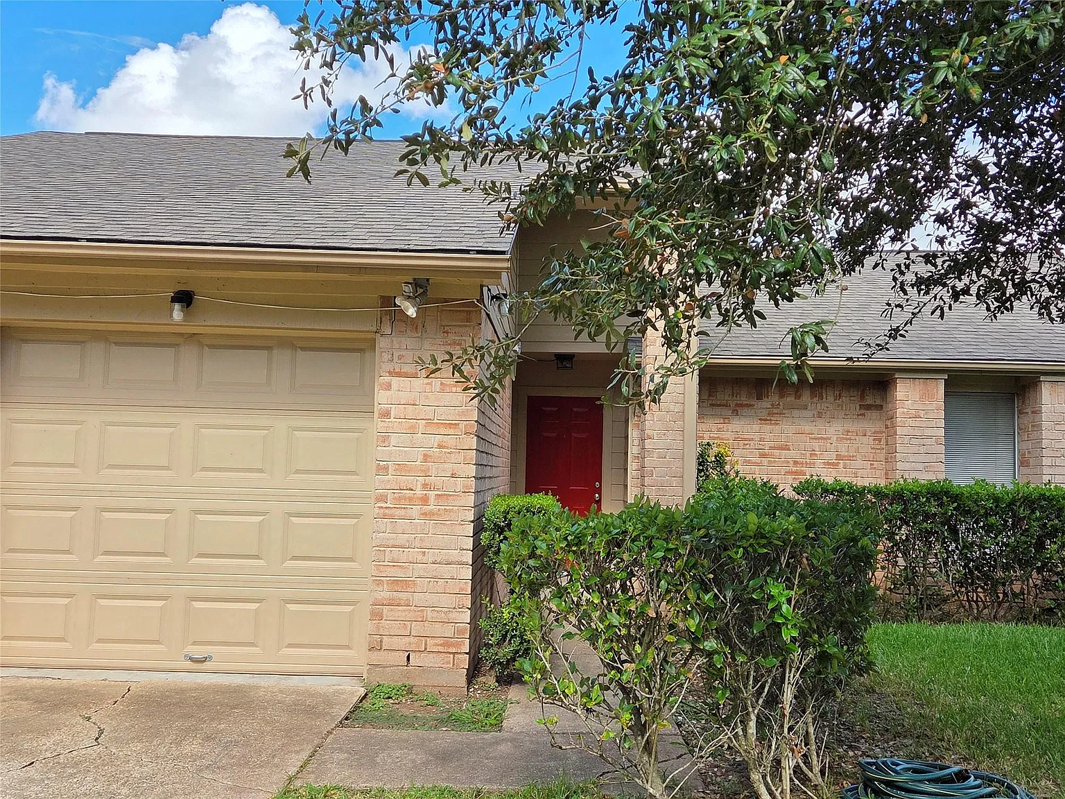 3 bed, 2.0 bath, 1461 sqft, $1,850 — Photo 3