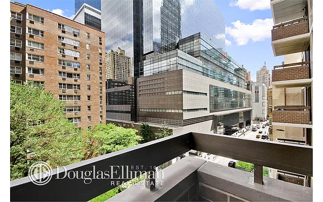 Rented by Douglas Elliman | media 24
