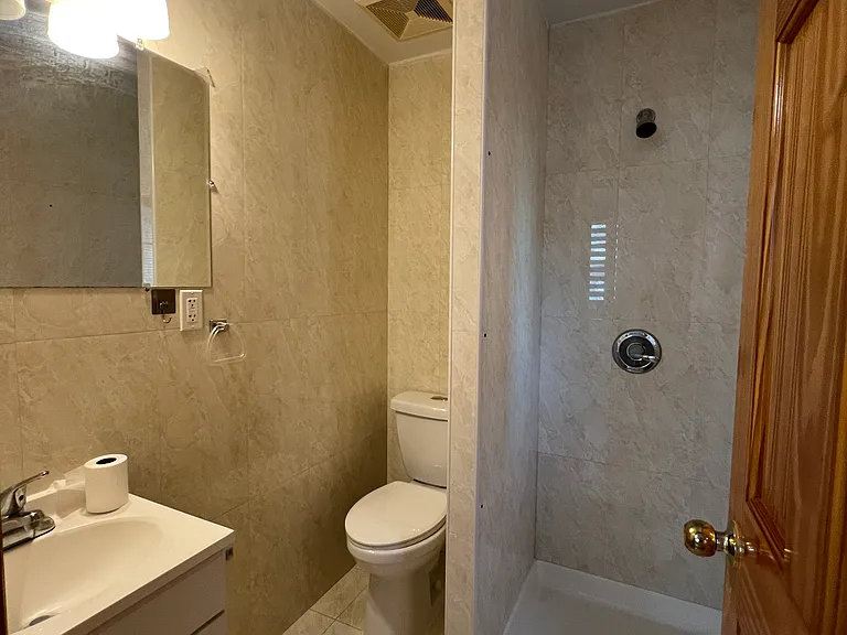 18923 44th Ave #1F — Photo 9