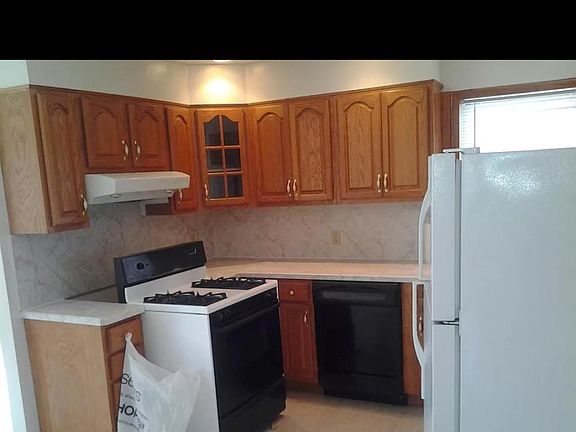 3rd image of 517 Arden Ave Floor 2