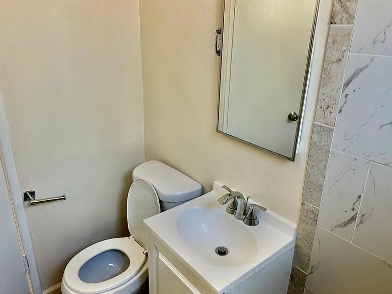 1016 Castillo St #1 — Photo 6