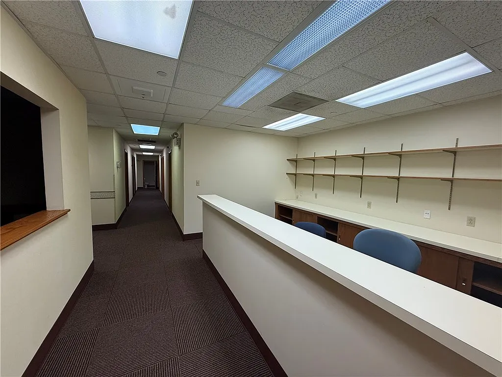Studio, 1530 sqft, $2,550 — Photo 3