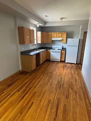 4206 W Van Buren St Photo 1