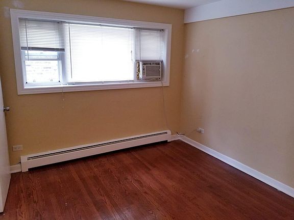 3rd image of 6903 N Bell Ave APT 1E