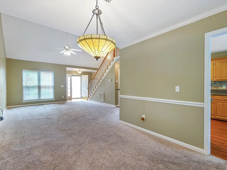 7037 Mooreland Ct — Photo 11