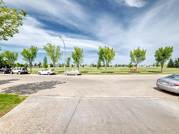 3rd image of 180 Bridgeport Blvd #158