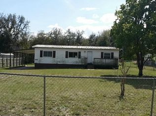 31606 Spruce Dr, Eustis, FL 32736