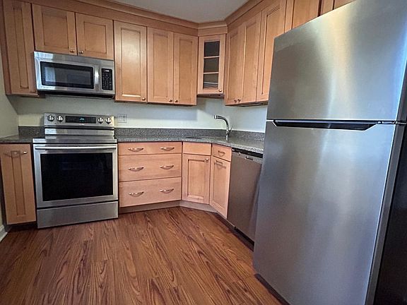 3rd image of 22 Lakeside Dr #22A