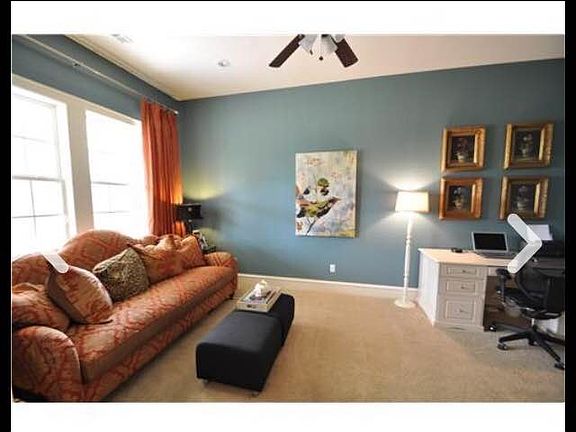 4th image of 2912 S Wright Pl