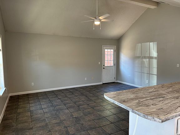 4th image of 120 Creekwood Dr #120