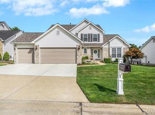3320 Meadowfield Dr, Arnold, MO 63010