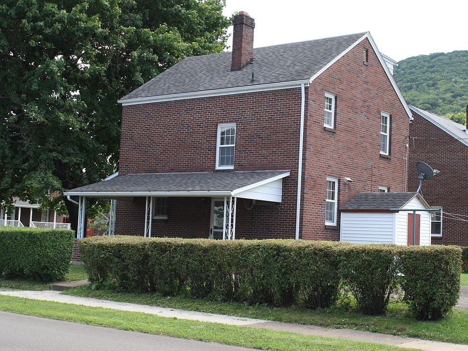 1st image of 196 Parkway Dr