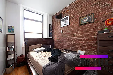 Rented by R New York