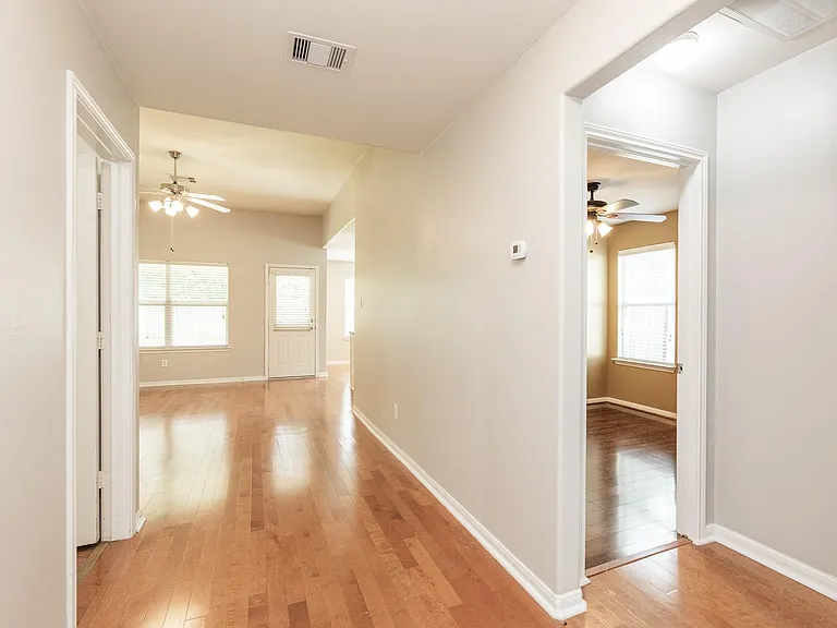 3910 Enclave Mist Ln — Photo 6