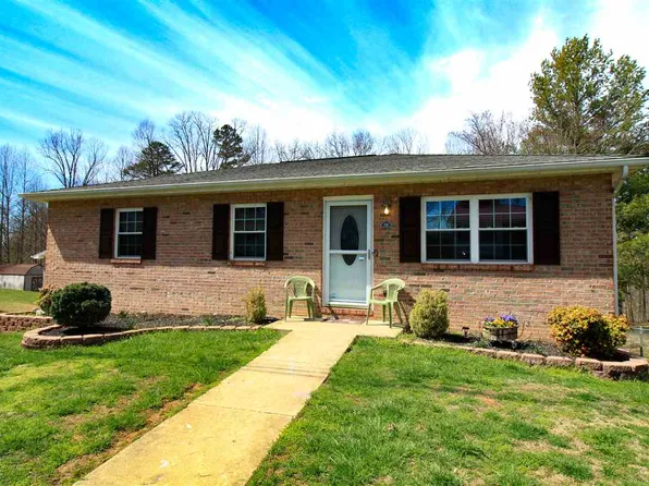 114 Linden Ln, Culloden, WV 25510