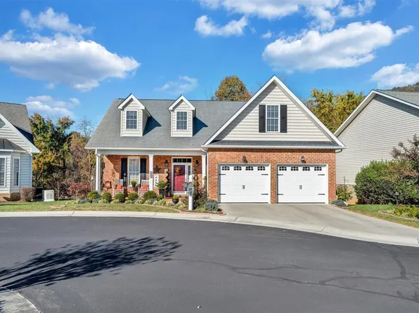 2513 Sassafras Cir, Vinton, VA 24179