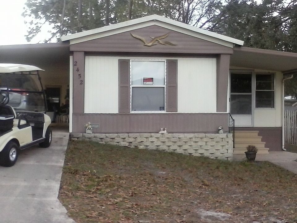 1st image of 2452 Cresthaven Dr